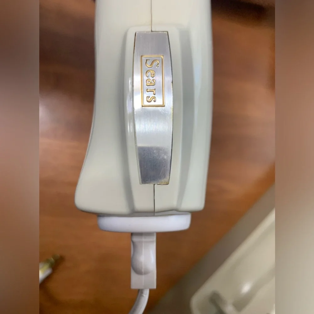 VINTAGE SEARS WALL MOUNTABLE ELECTRIC KNIFE